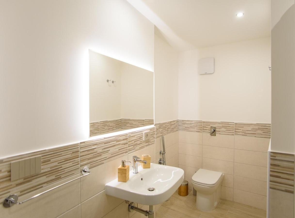 Central Station Apartments - Fanale Rentals 巴勒莫 外观 照片