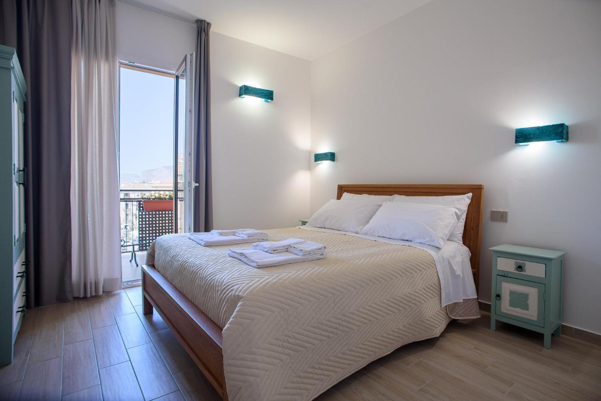 Central Station Apartments - Fanale Rentals 巴勒莫 客房 照片